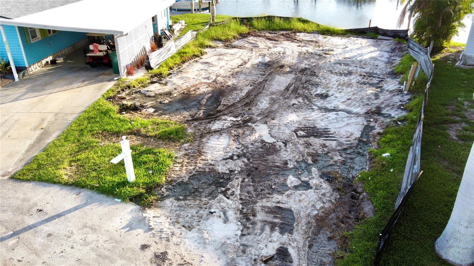 TROPIC ISLES CO-OP - Land