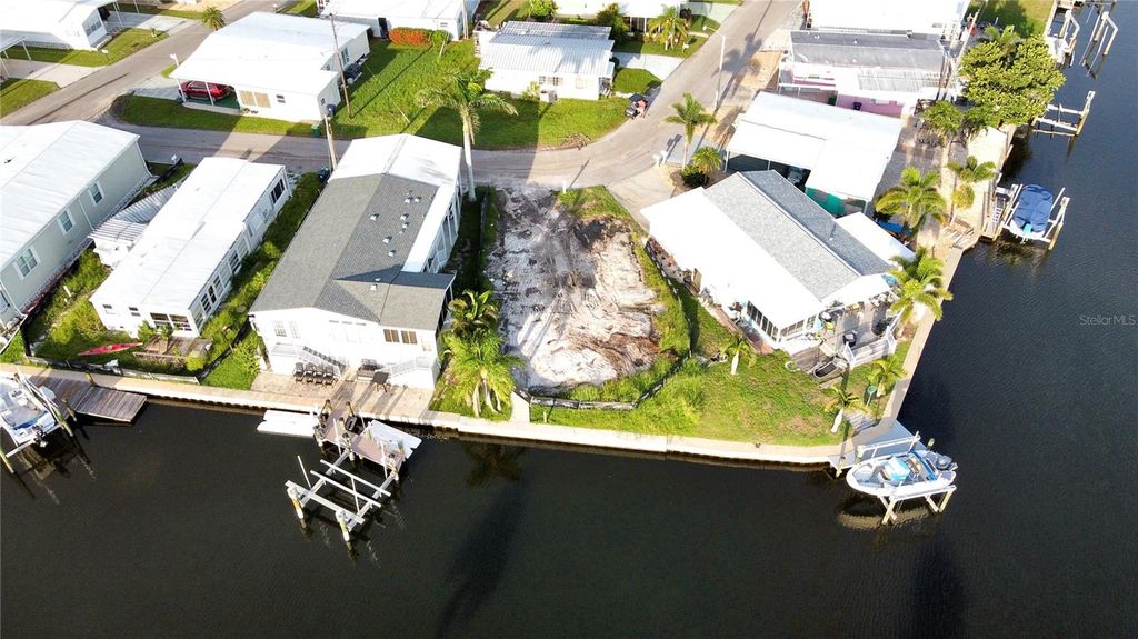 Photo of 314 Bahama Drive, Palmetto, FL 34221 (MLS # A4660450)