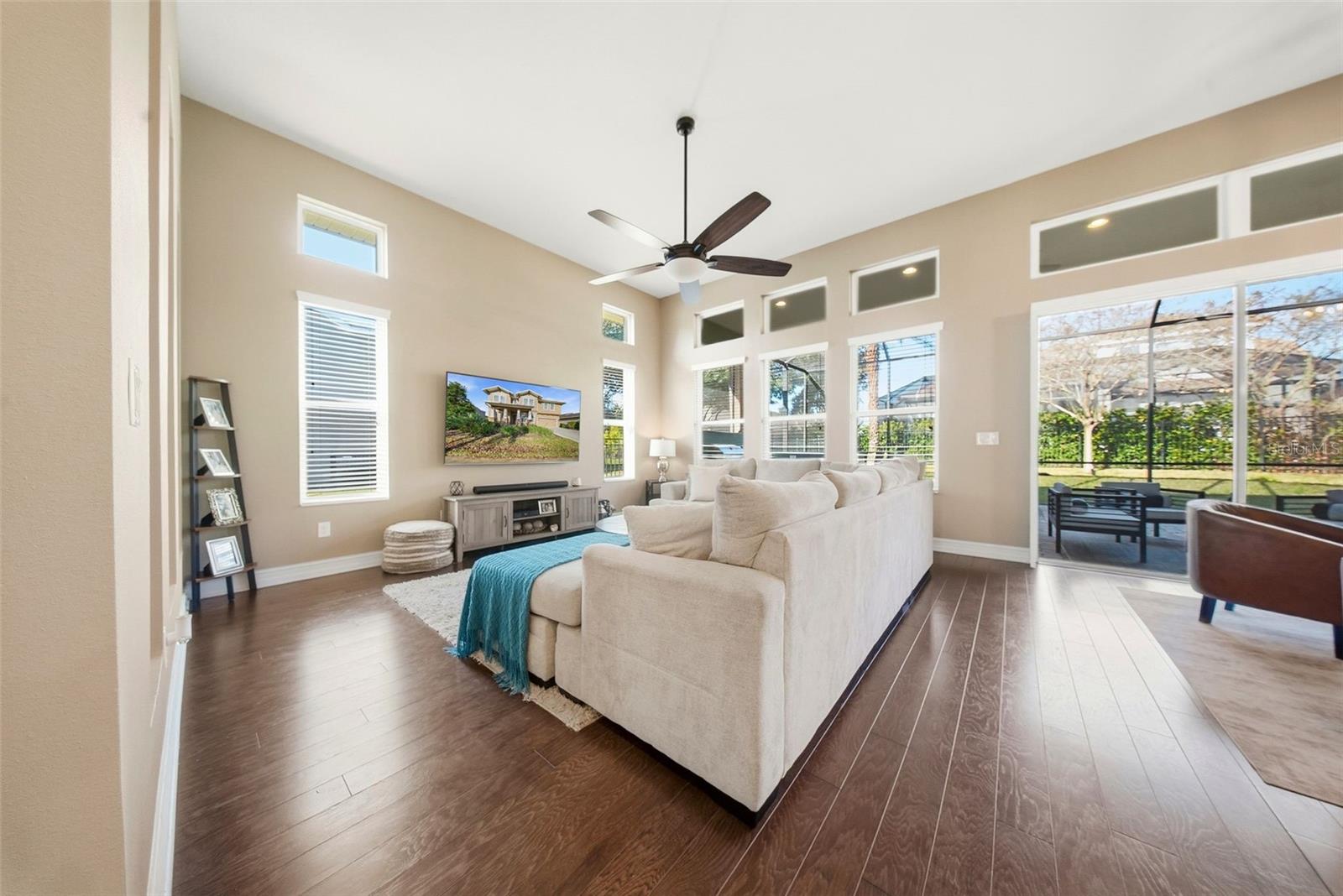 FISHHAWK RANCH WEST PH 1B/1C - Residential