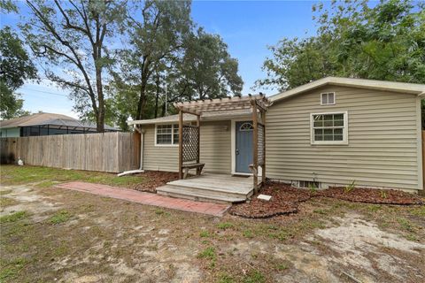 Photo of 3411 NE 52nd Avenue, Silver Springs, FL 34488 (MLS # OM722427)