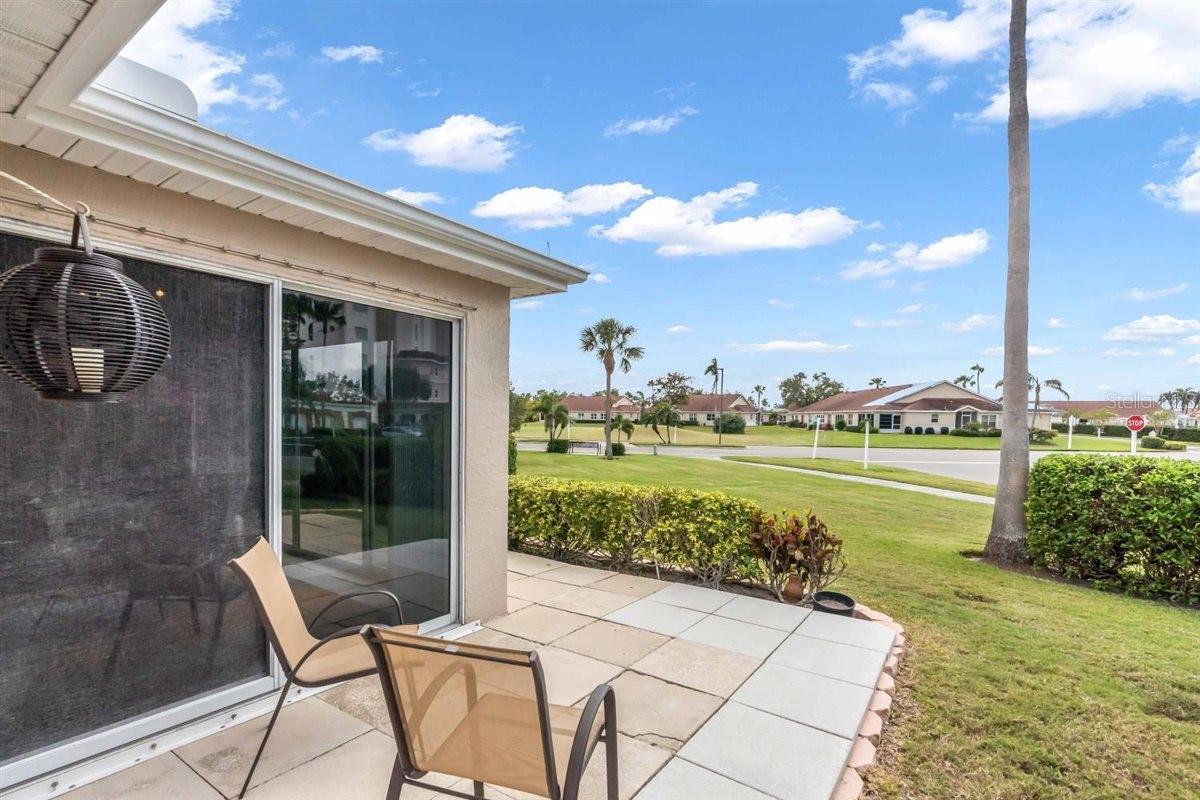 CAPTAINS COURT - Residential