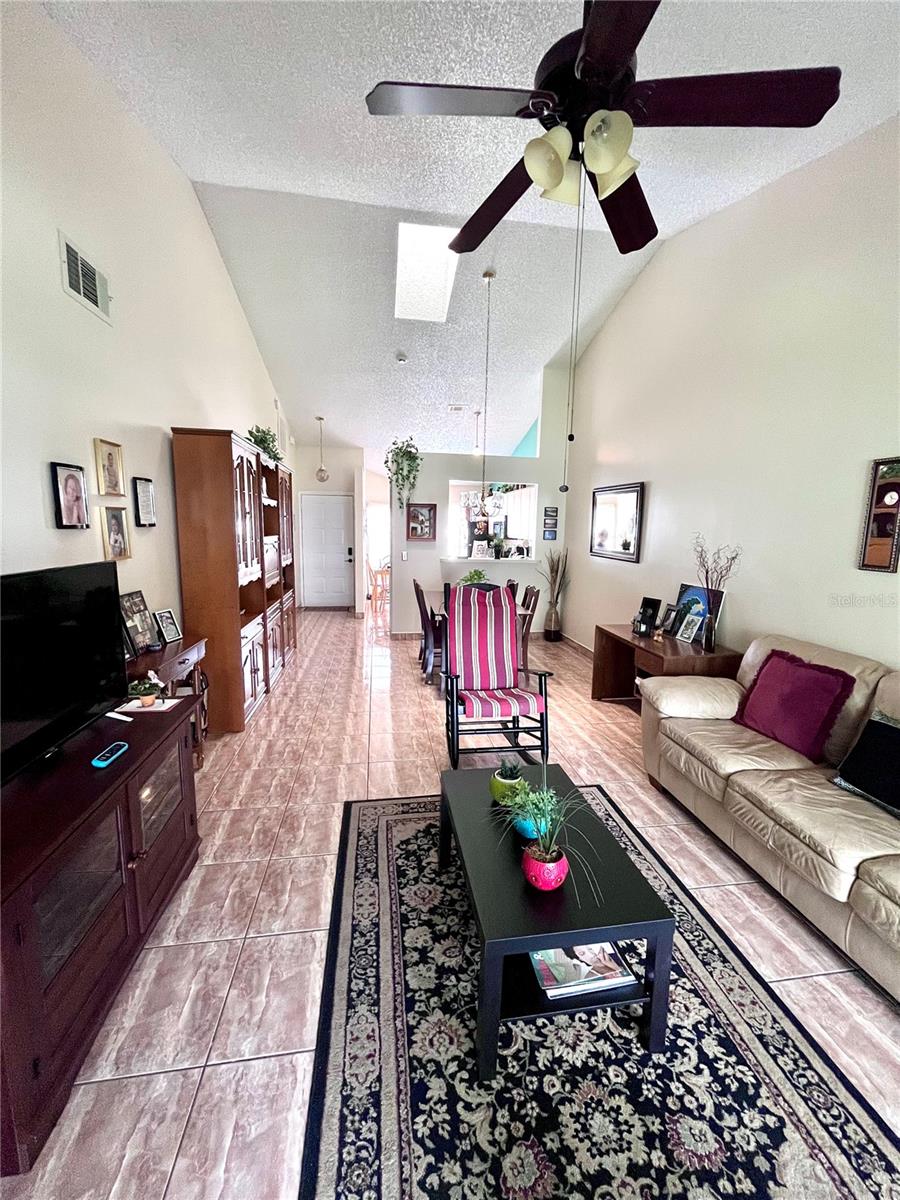 BVL LAKEPOINTE TWNHMS - Residential