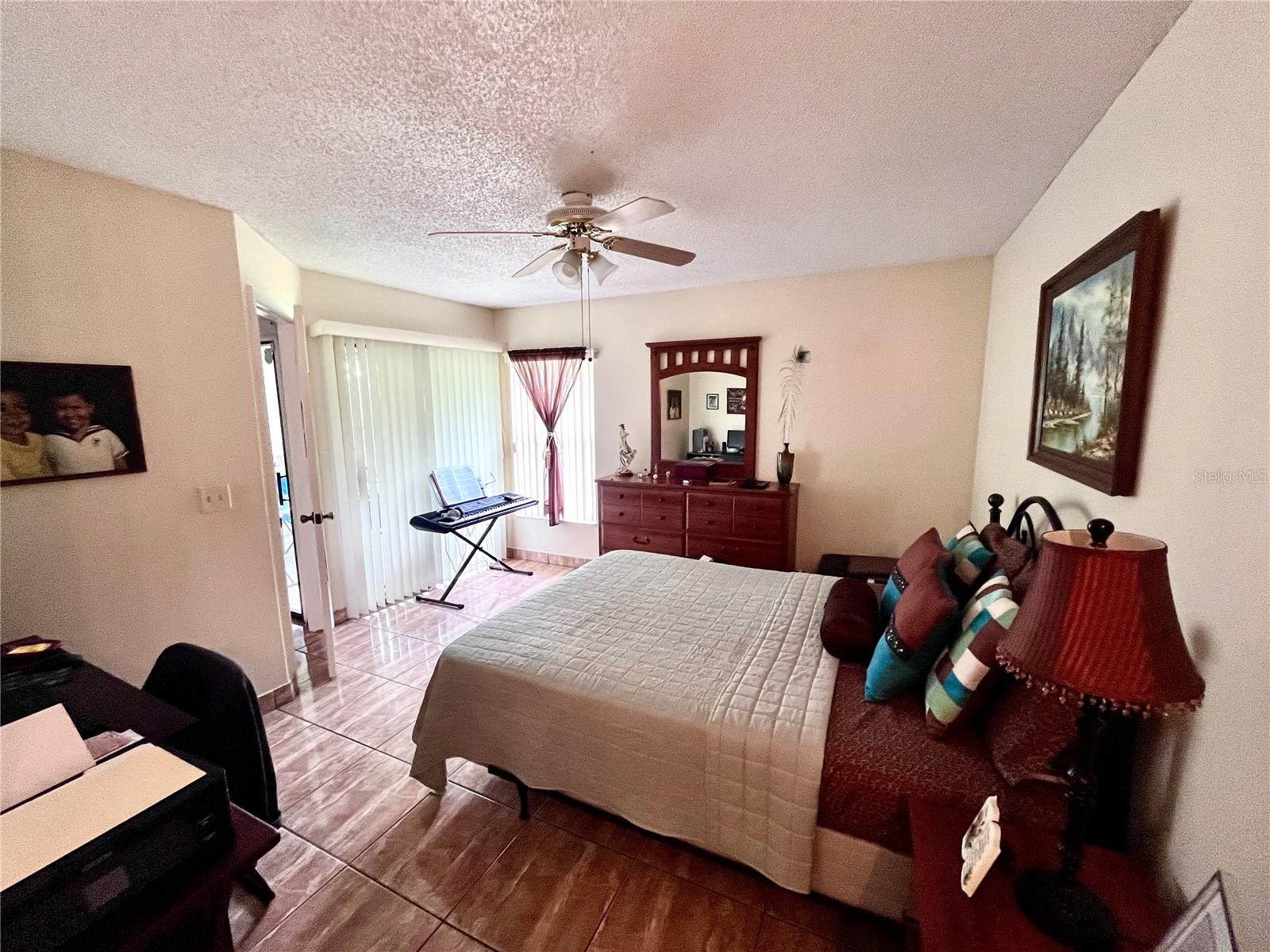 BVL LAKEPOINTE TWNHMS - Residential