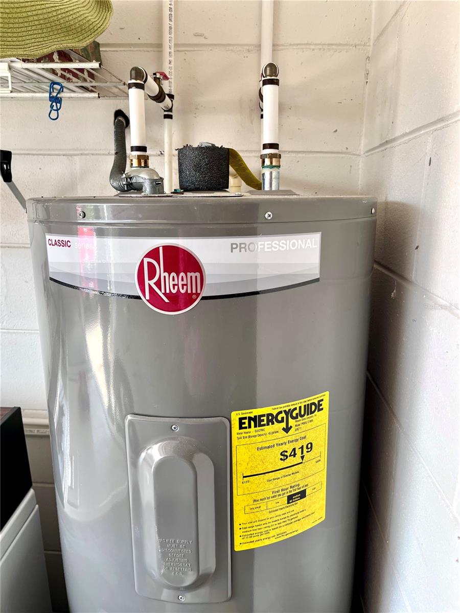 BVL LAKEPOINTE TWNHMS - Residential