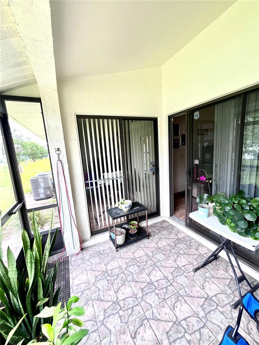 BVL LAKEPOINTE TWNHMS - Residential