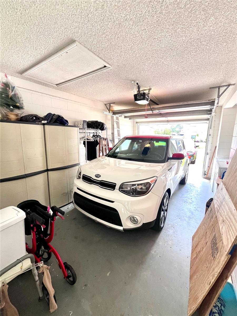 BVL LAKEPOINTE TWNHMS - Residential