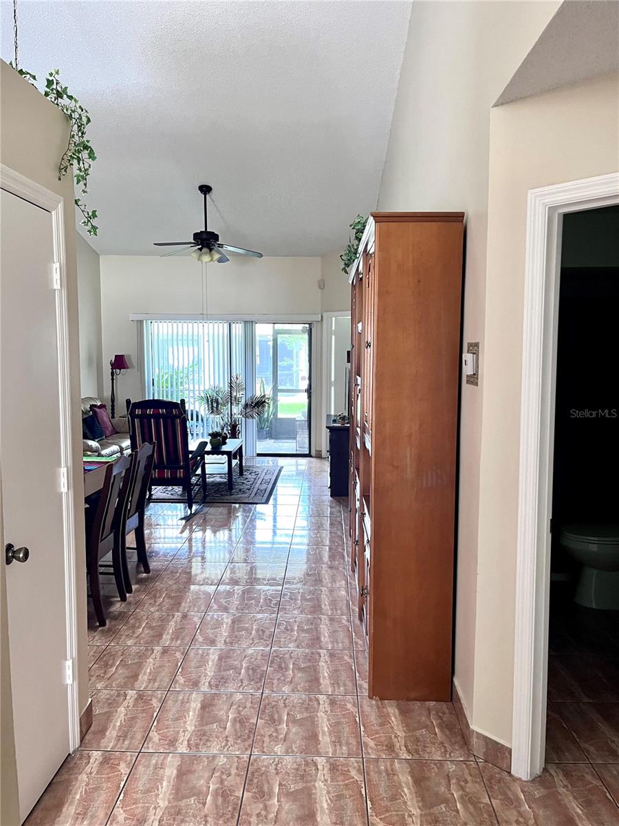 BVL LAKEPOINTE TWNHMS - Residential