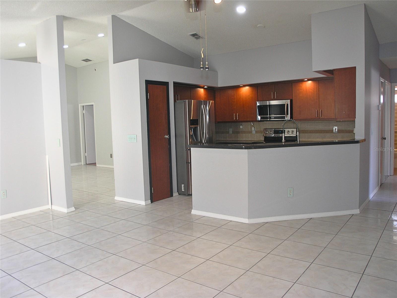 BRIDGEWATER - Residential