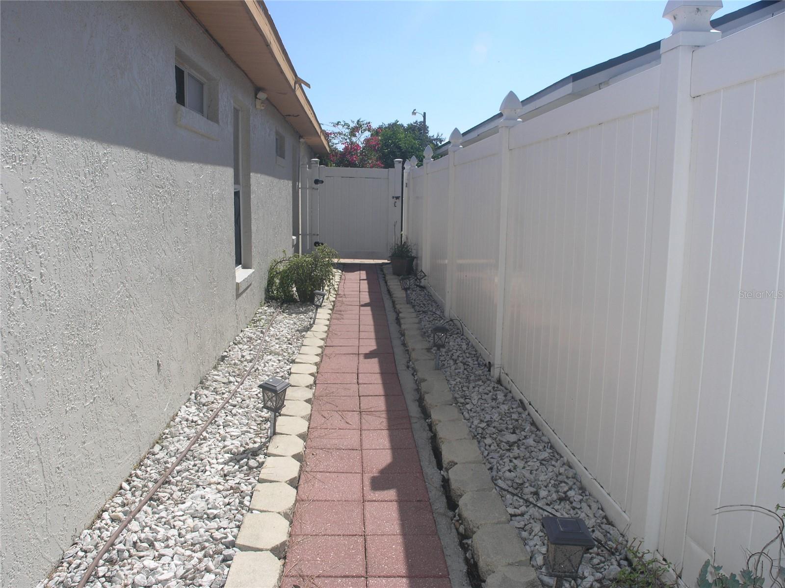 BRIDGEWATER - Residential