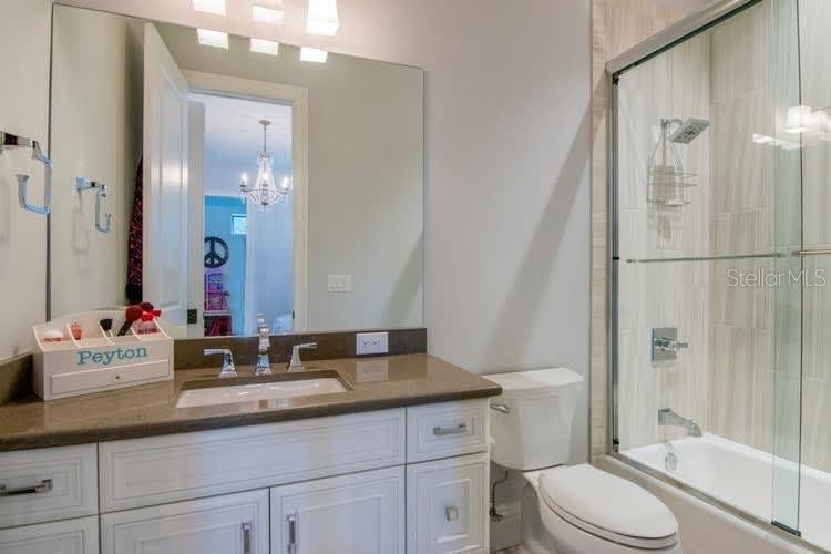 SUNSET PARK - Residential