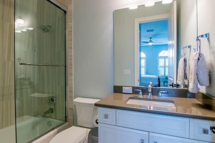 SUNSET PARK - Residential