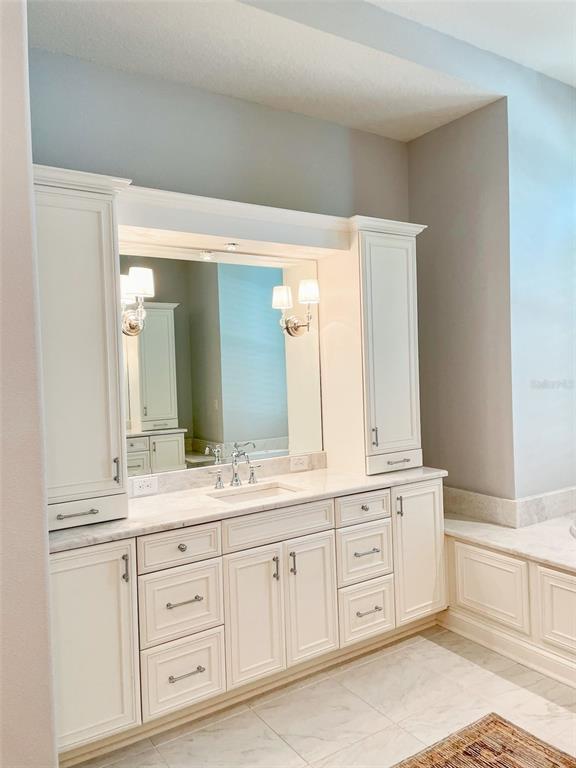 SUNSET PARK - Residential