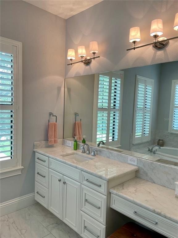 SUNSET PARK - Residential