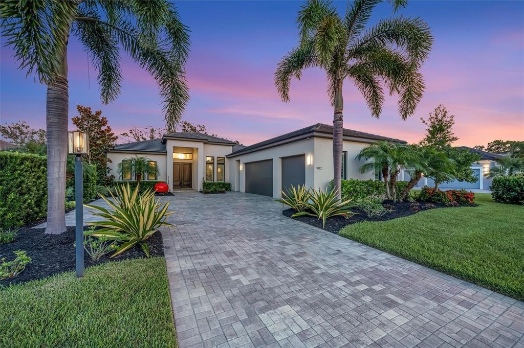 Photo of 9912 Carnoustie Place, Bradenton, FL 34211 (MLS # A4659364)