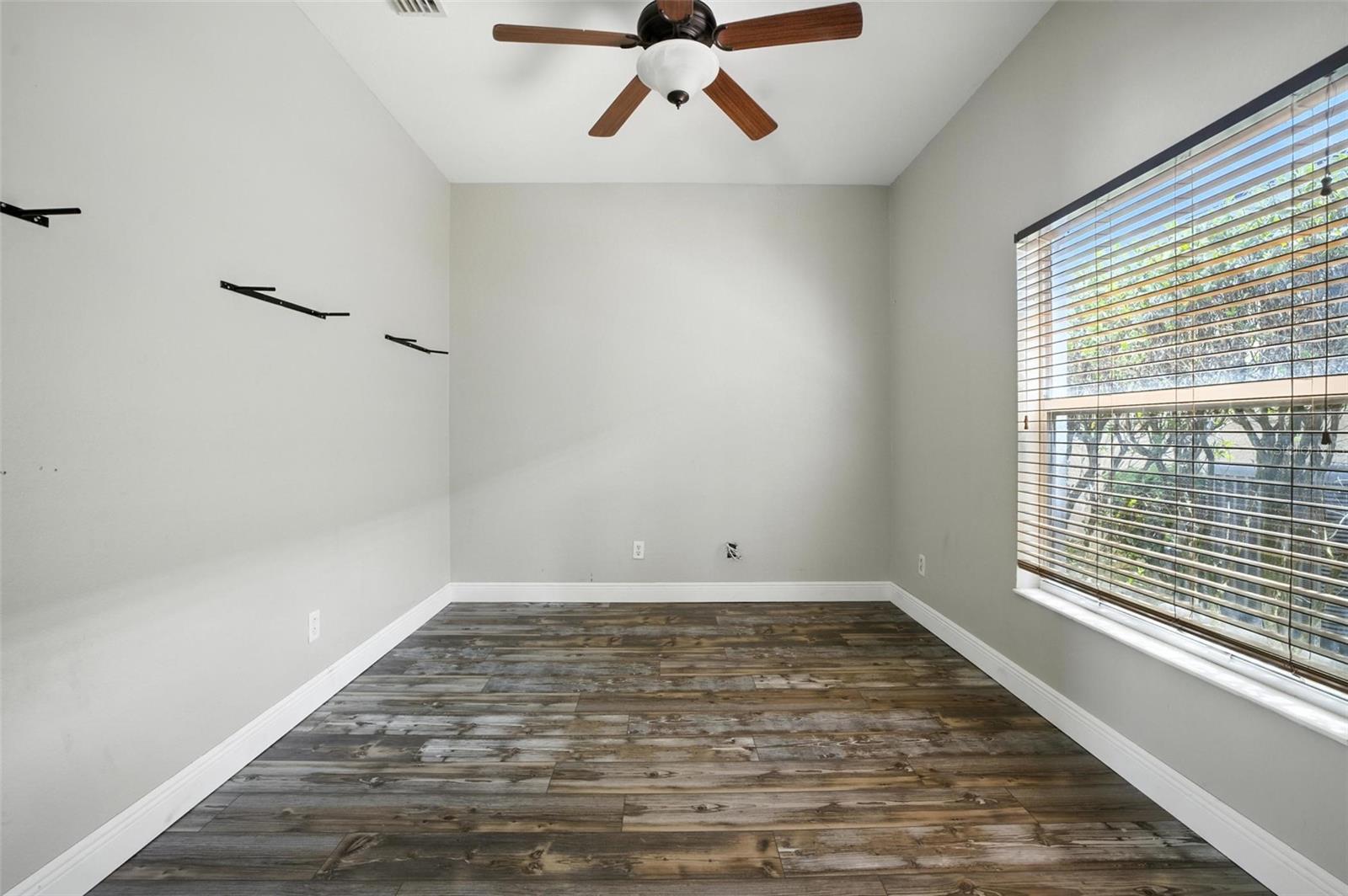 GLADIOLUS PRESERVE - Residential