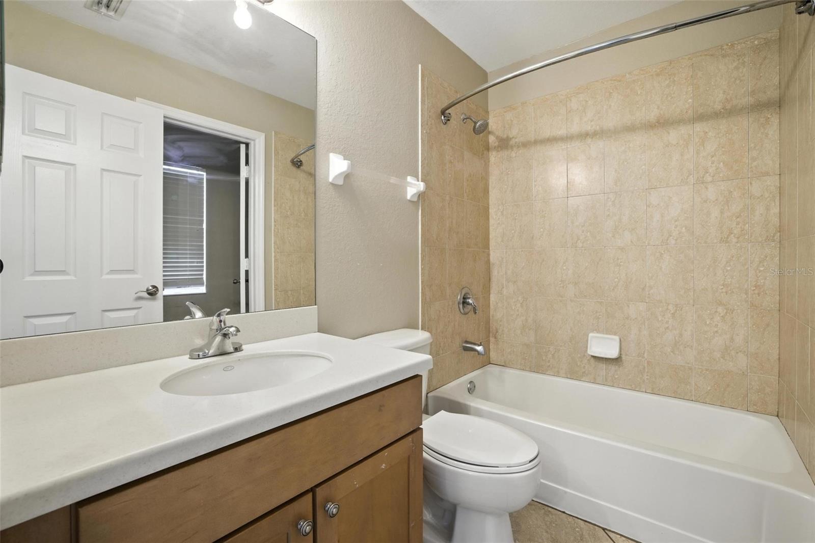 GLADIOLUS PRESERVE - Residential