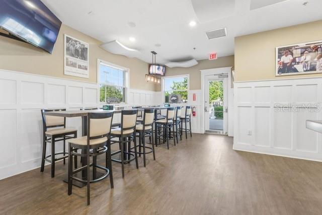 SUMMERGLEN - Residential