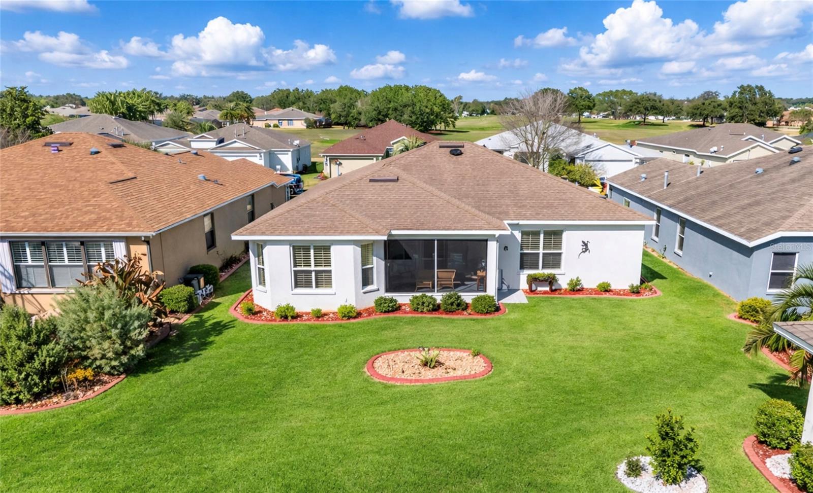 SUMMERGLEN - Residential