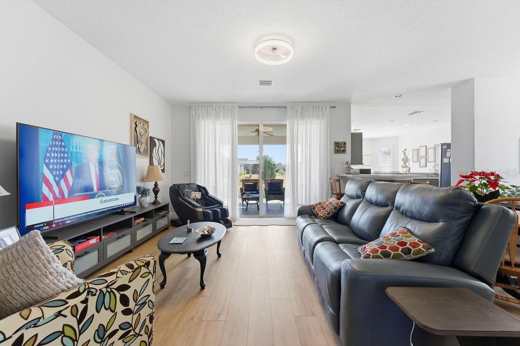 SUMMERGLEN - Residential