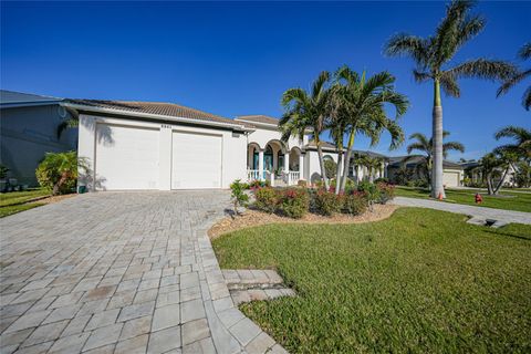 A home in PUNTA GORDA