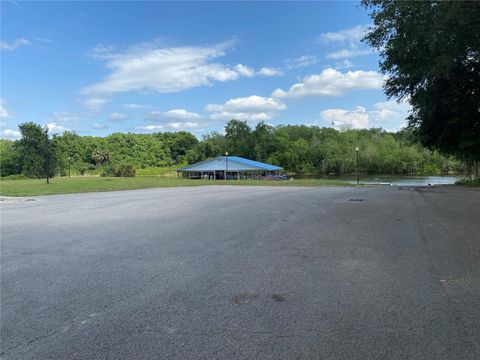 Tiny photo for 6008 Apex Way, Lady Lake, FL 32159 (MLS # G5098078)