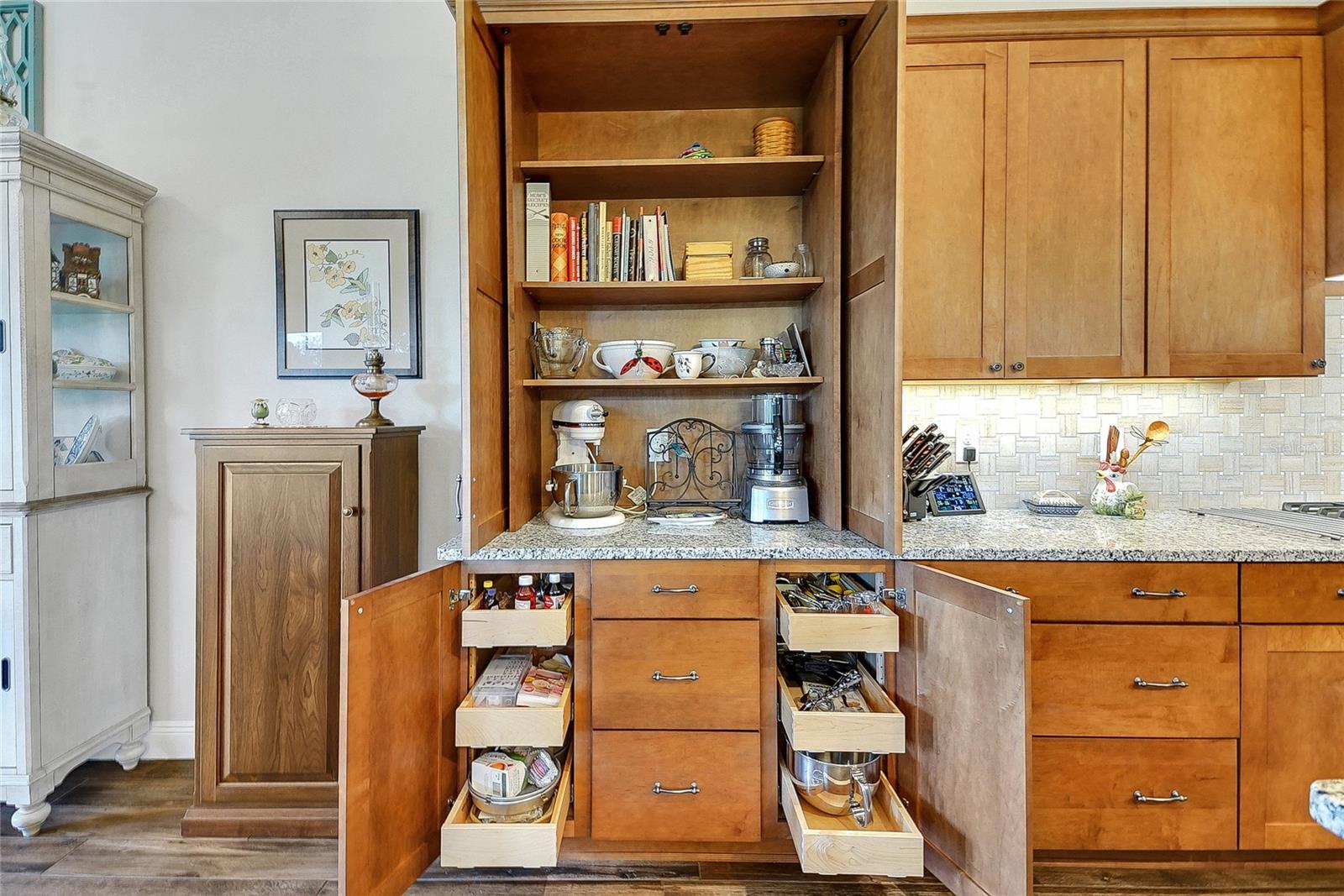 HARBOR HILLS - Residential