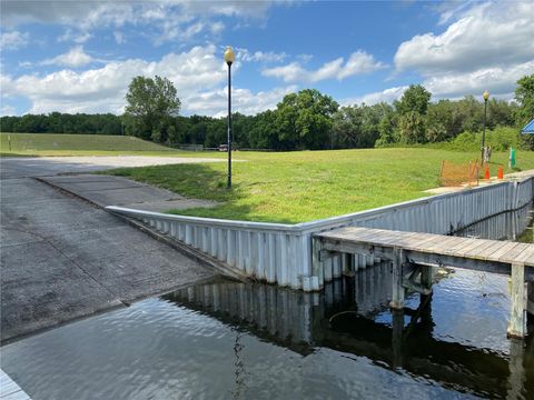 Tiny photo for 6008 Apex Way, Lady Lake, FL 32159 (MLS # G5098078)