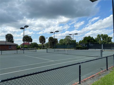 Tiny photo for 6008 Apex Way, Lady Lake, FL 32159 (MLS # G5098078)