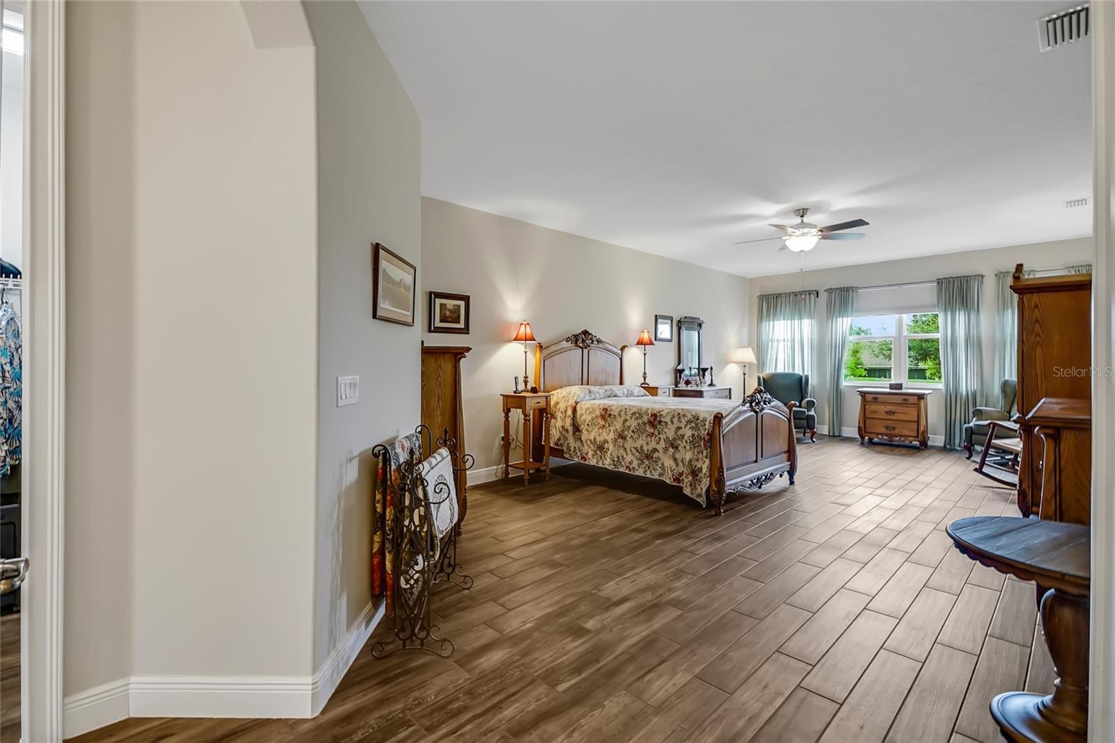 HARBOR HILLS - Residential