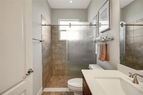 Tiny photo for 6008 Apex Way, Lady Lake, FL 32159 (MLS # G5098078)