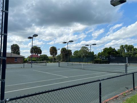 Tiny photo for 6008 Apex Way, Lady Lake, FL 32159 (MLS # G5098078)