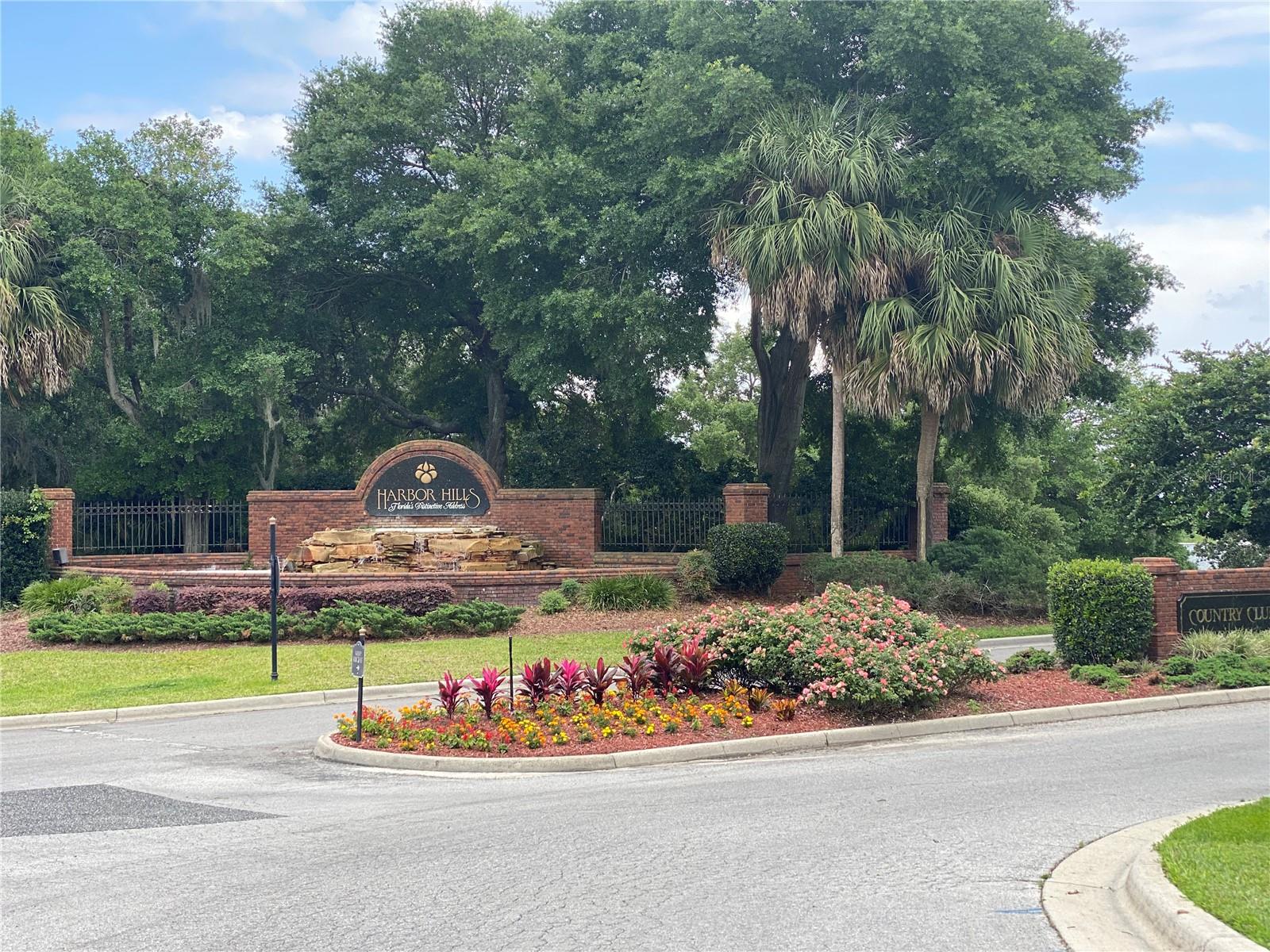 HARBOR HILLS - Residential