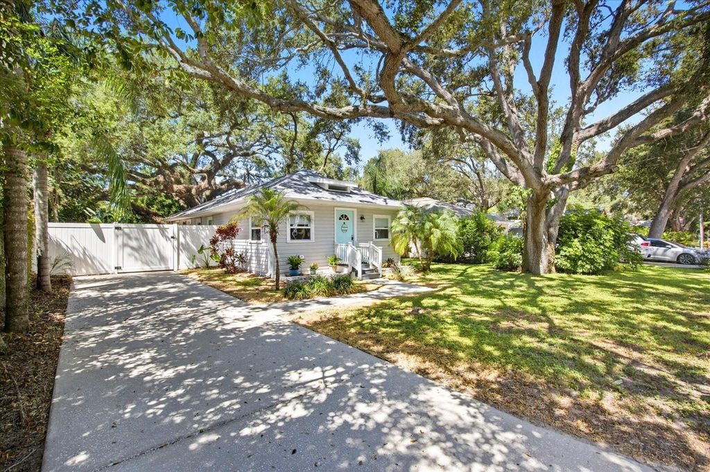 Photo of 1192 Bass Boulevard, Dunedin, FL 34698 (MLS # TB8430002)