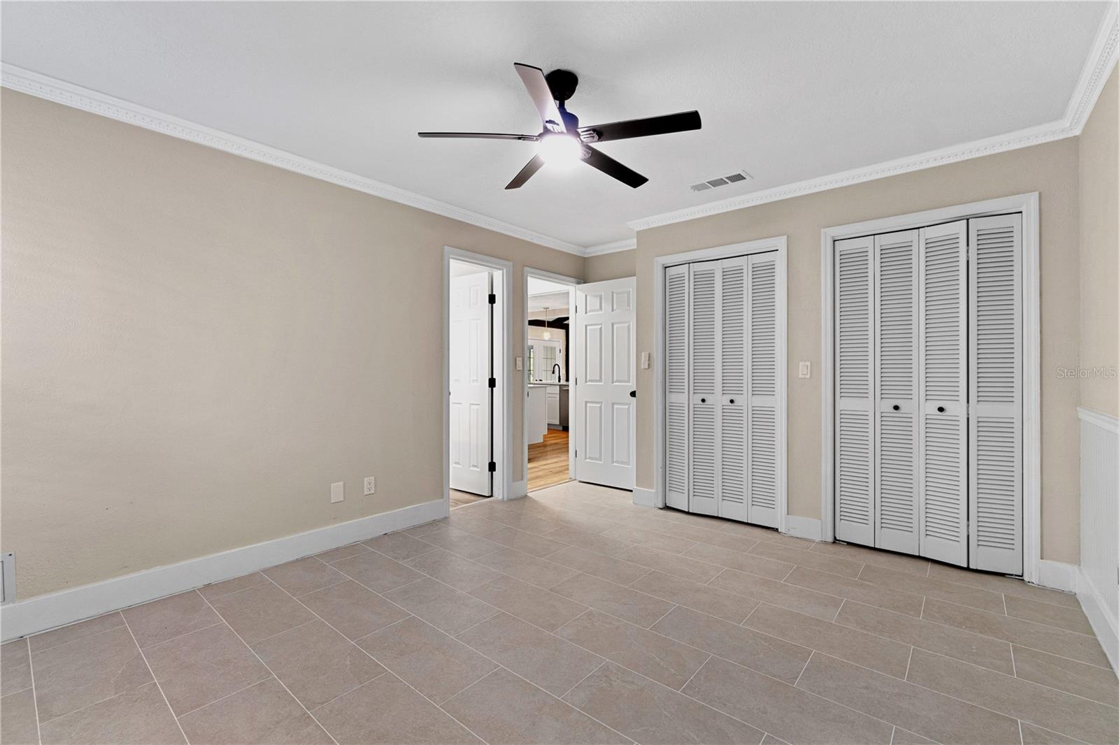 GOLDEN HILLS TURF & COUNTRY CLUB - Residential