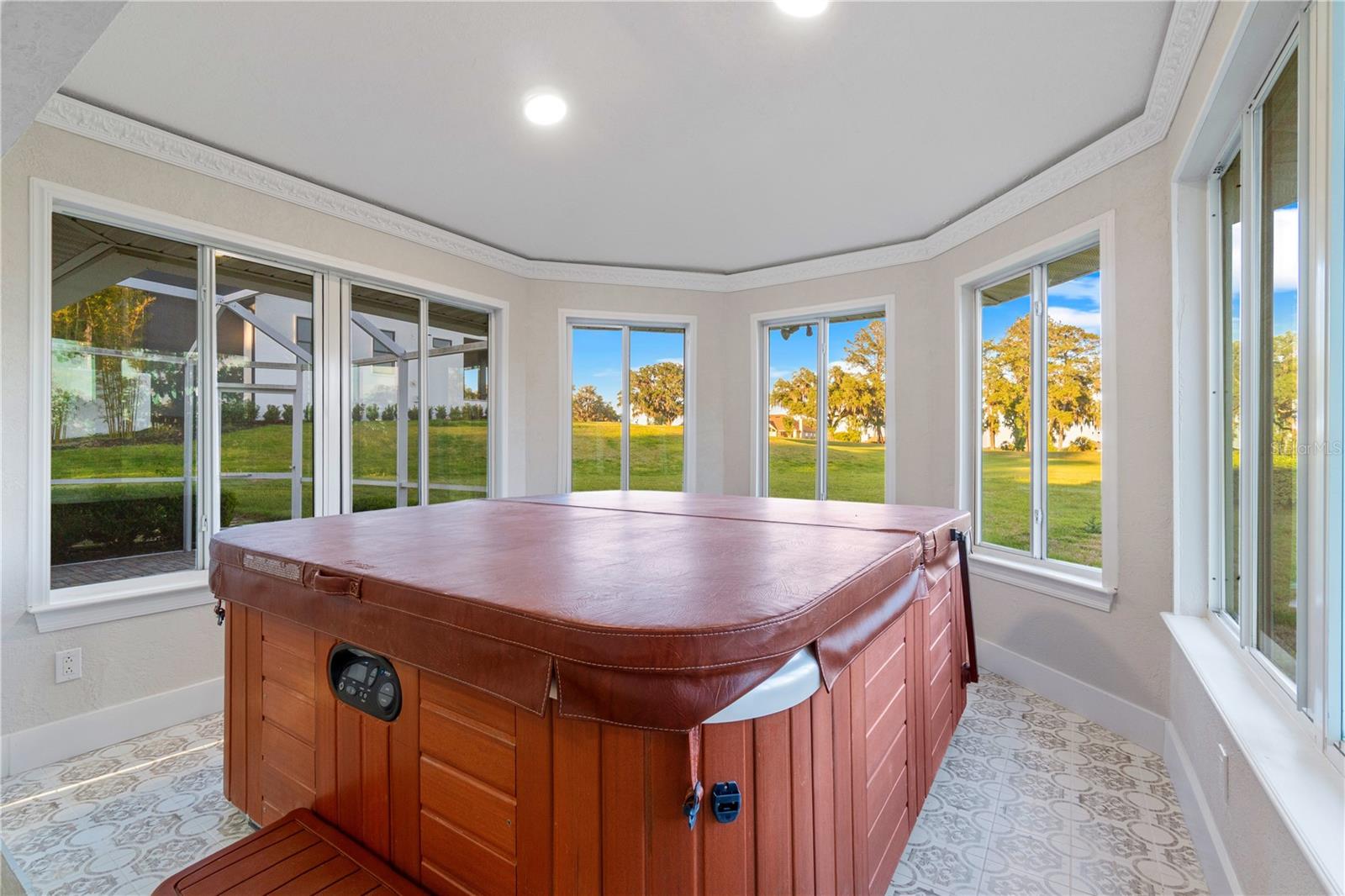 GOLDEN HILLS TURF & COUNTRY CLUB - Residential