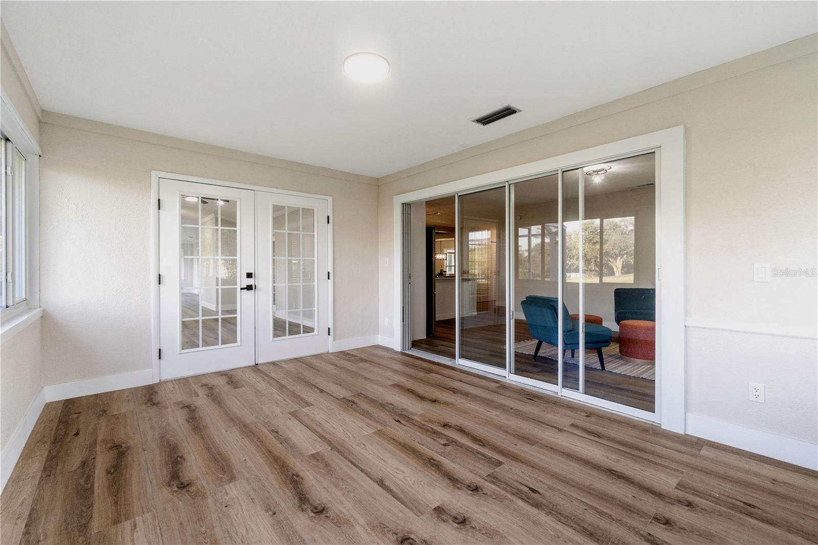 GOLDEN HILLS TURF & COUNTRY CLUB - Residential