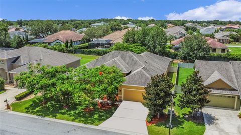 A home in LAKELAND