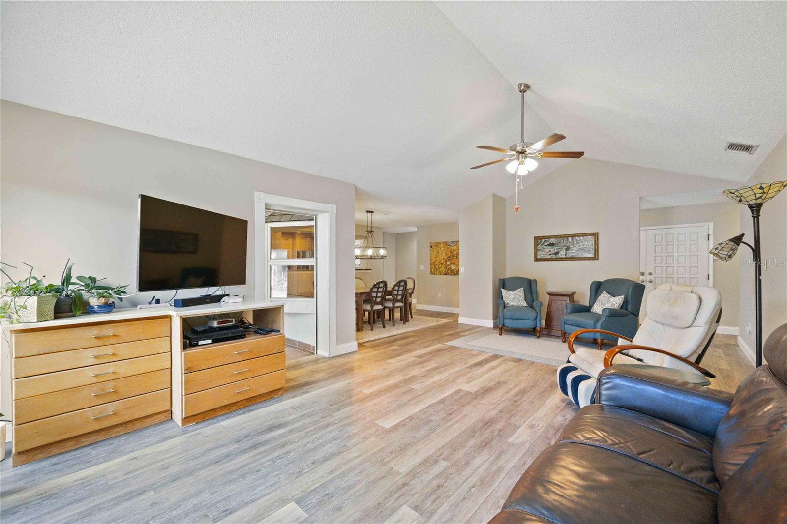 SHERWOOD ESTATES - Residential