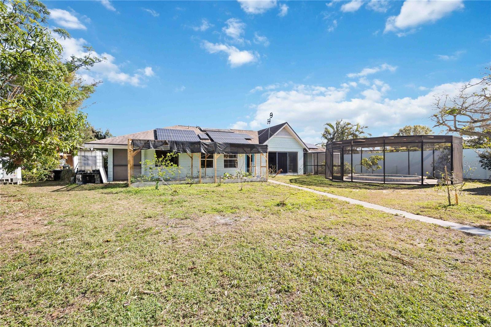 SHERWOOD ESTATES - Residential