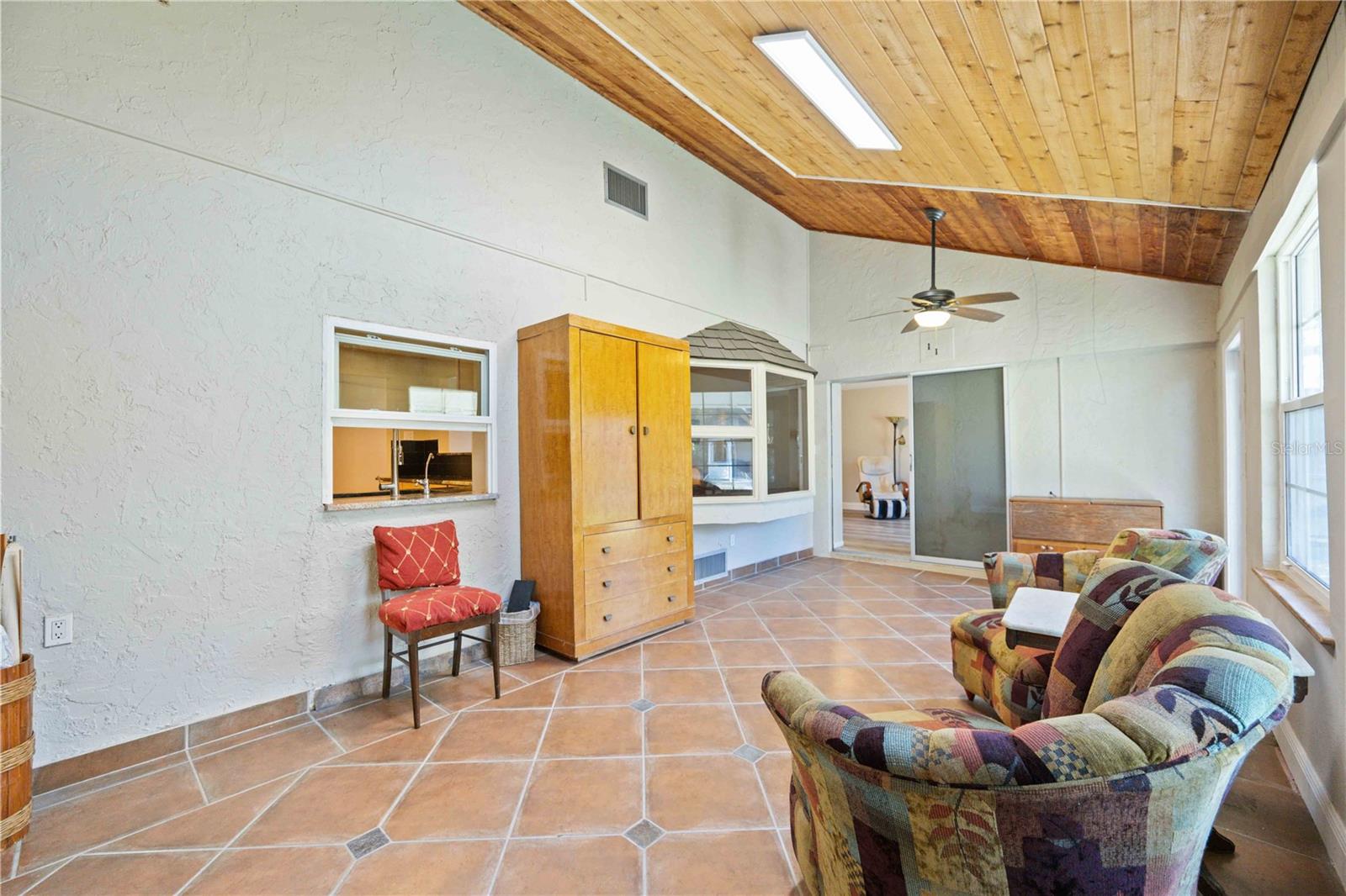 SHERWOOD ESTATES - Residential