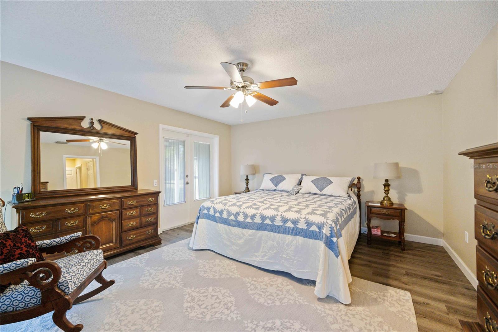 SHERWOOD ESTATES - Residential