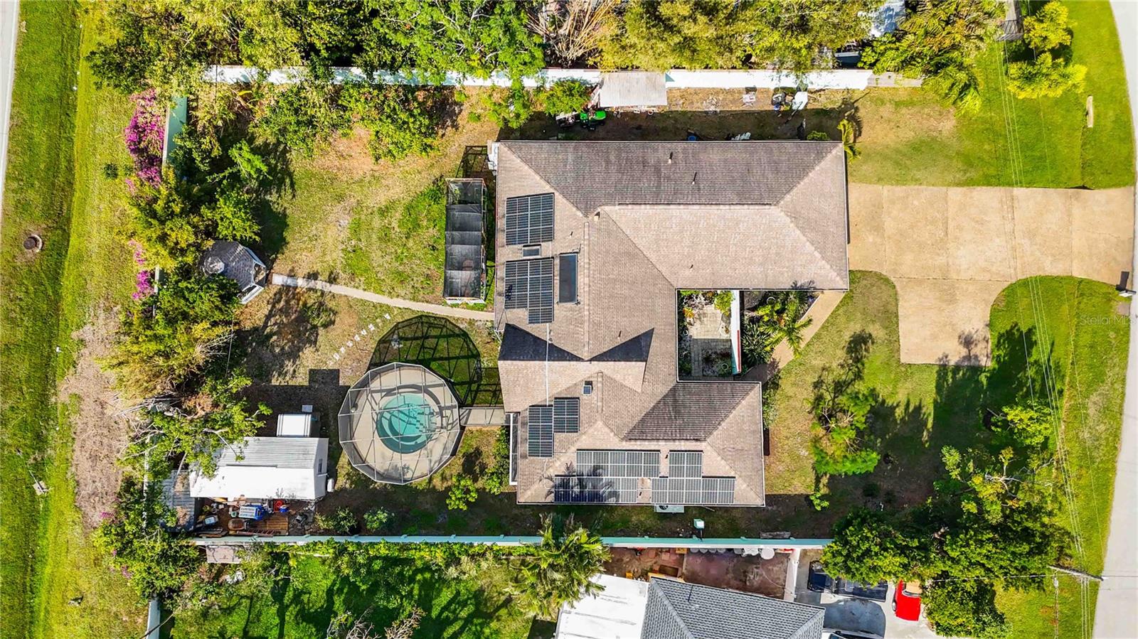 SHERWOOD ESTATES - Residential