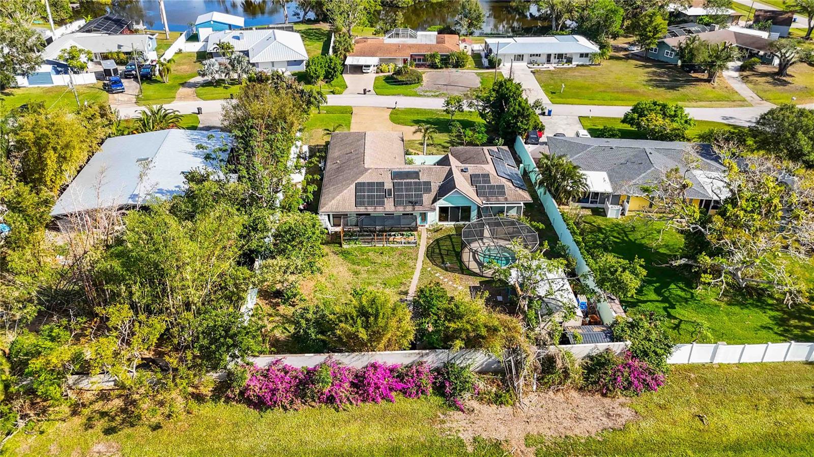 SHERWOOD ESTATES - Residential