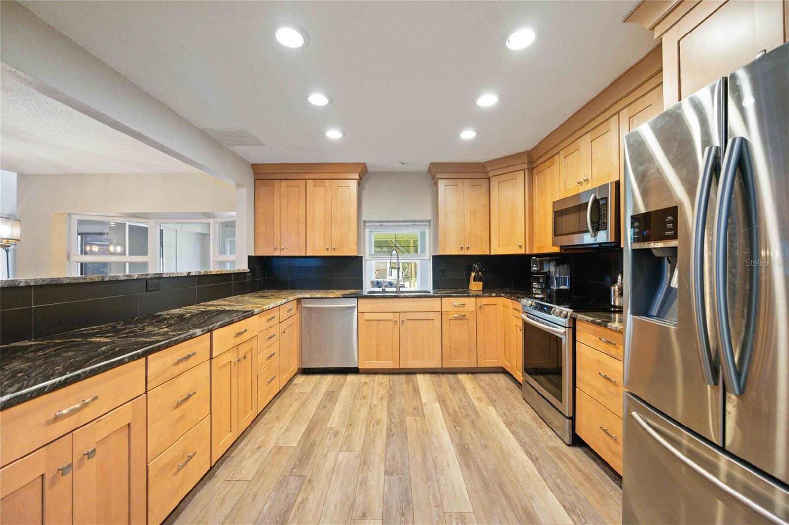 SHERWOOD ESTATES - Residential