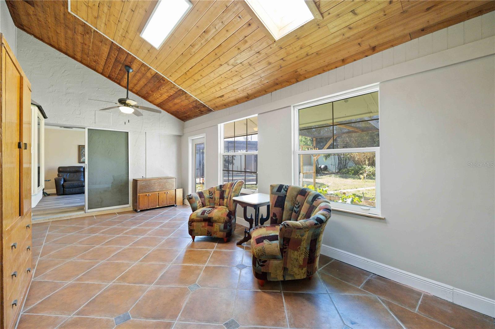 SHERWOOD ESTATES - Residential