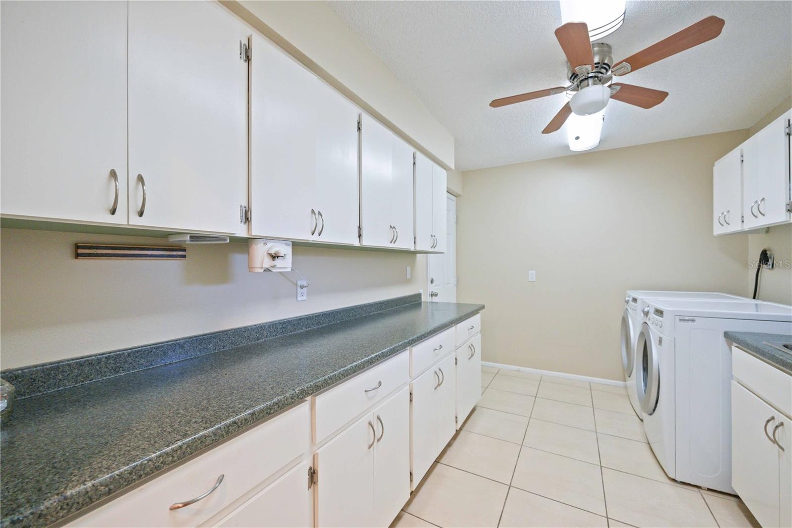 SHERWOOD ESTATES - Residential