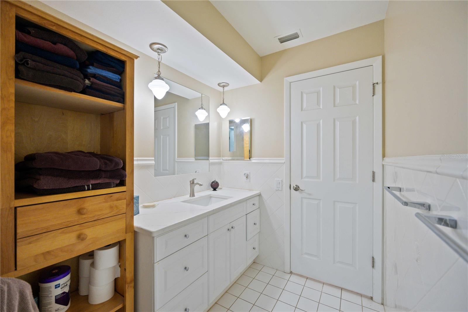 SHERWOOD ESTATES - Residential