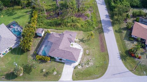 A home in PORT CHARLOTTE