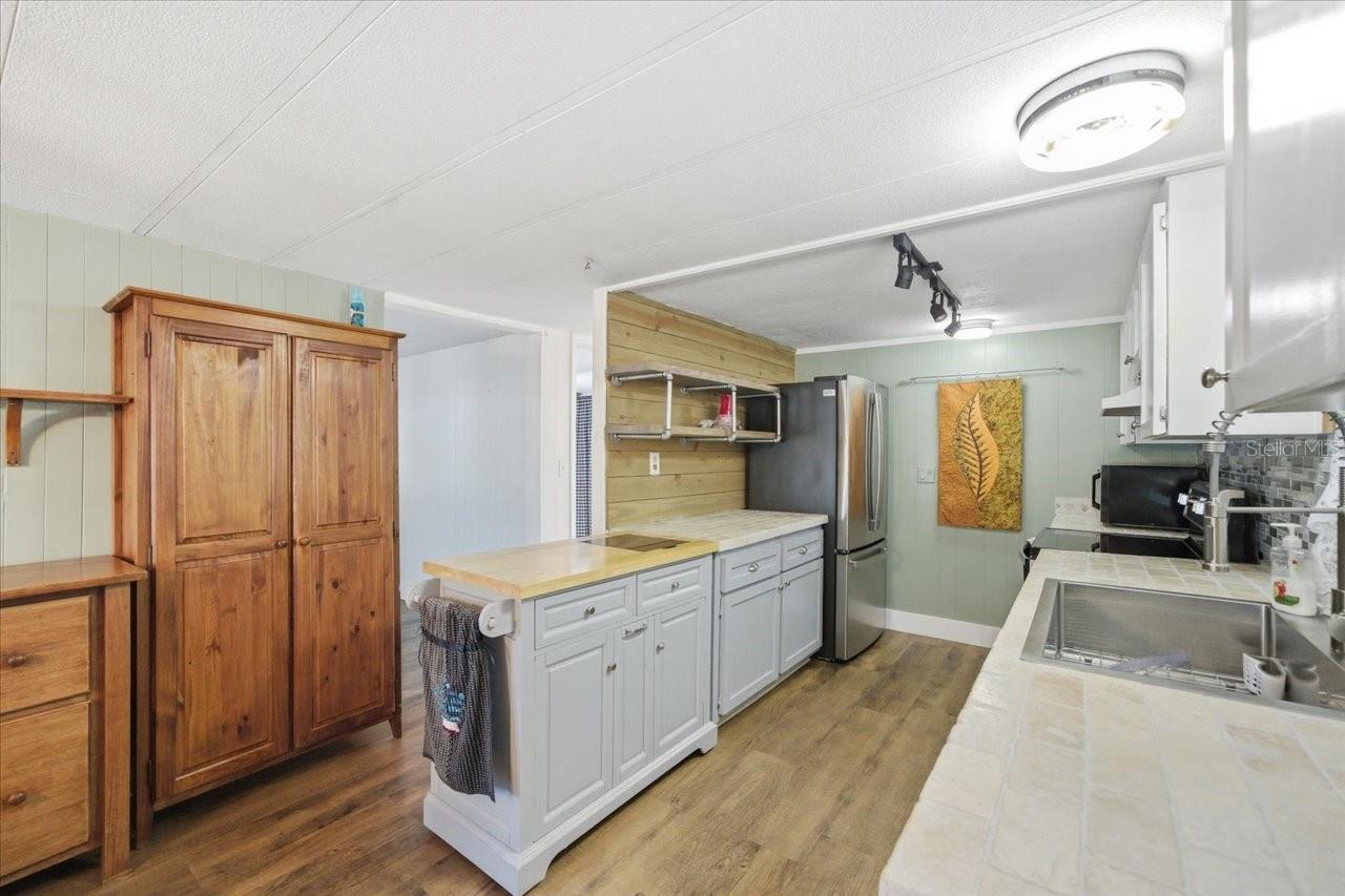 BROOKRIDGE COMM - Residential