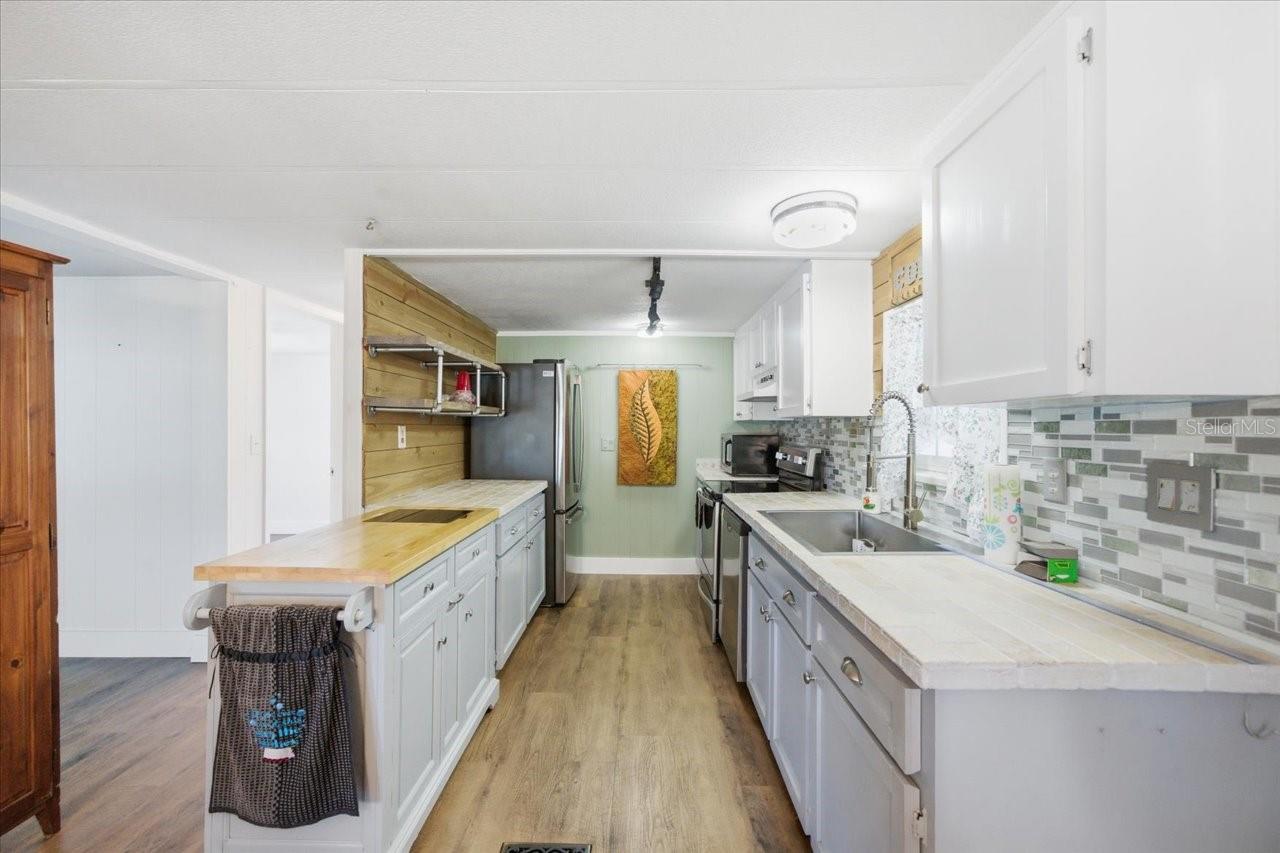 BROOKRIDGE COMM - Residential